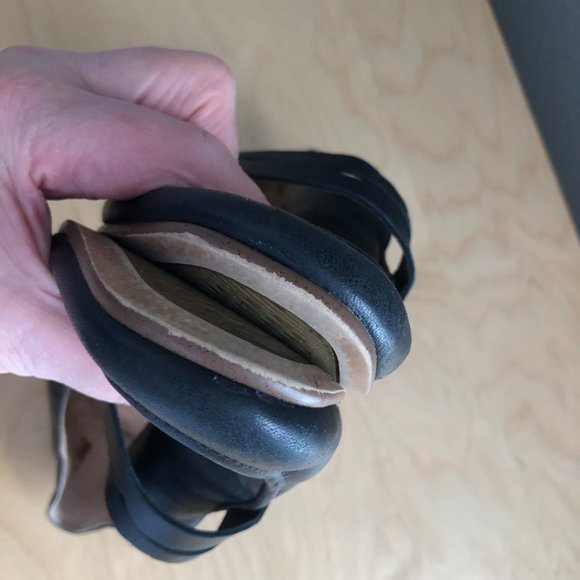 Clarks Cushion Penny Loafer - Picture 13 of 13